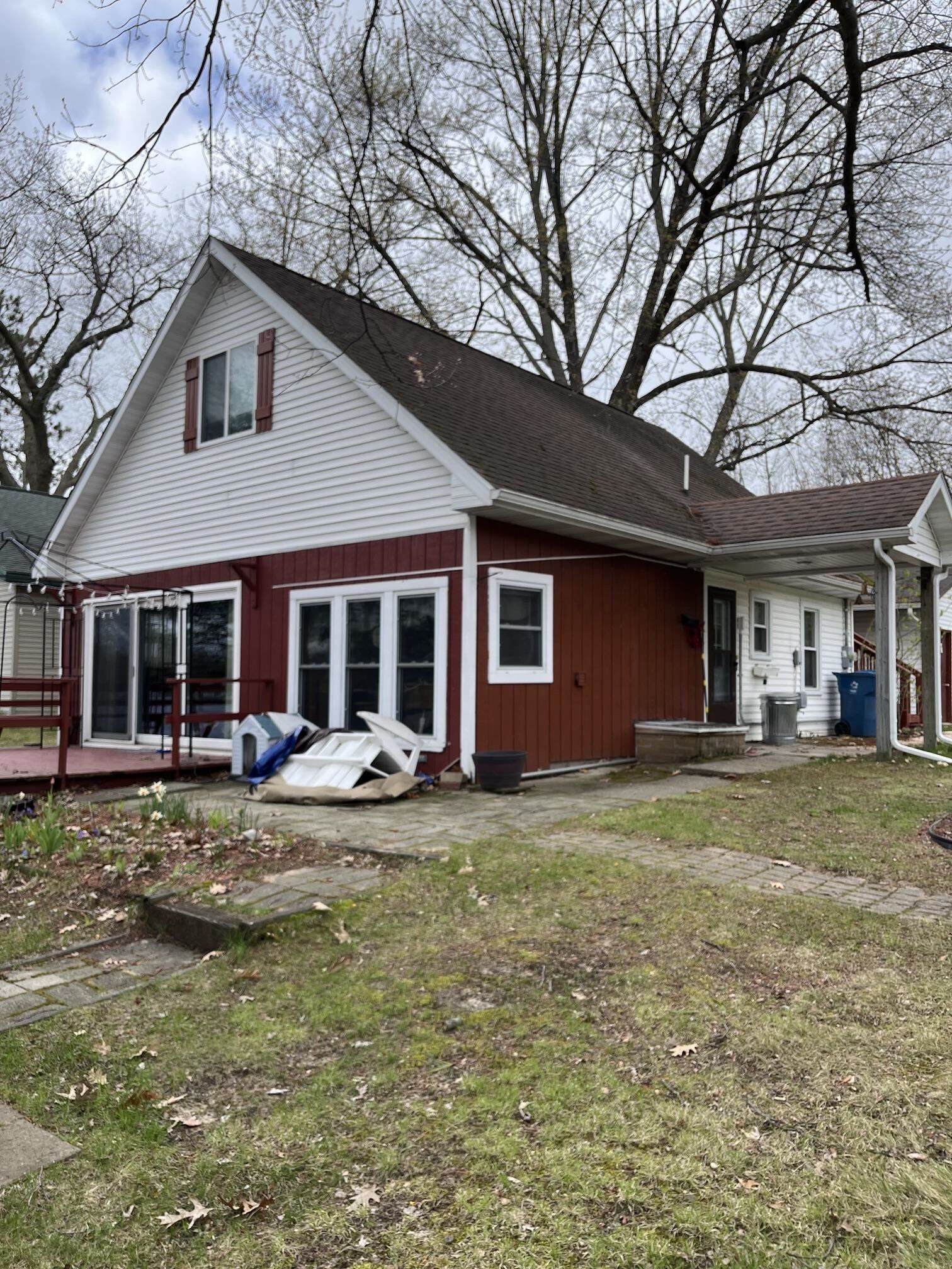 Property Photo: 4193 Betty Lee Boulevard MI 48624