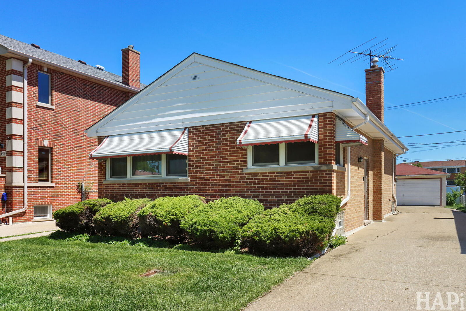 Property Photo:  4805 N Nottingham Avenue  IL 60656 