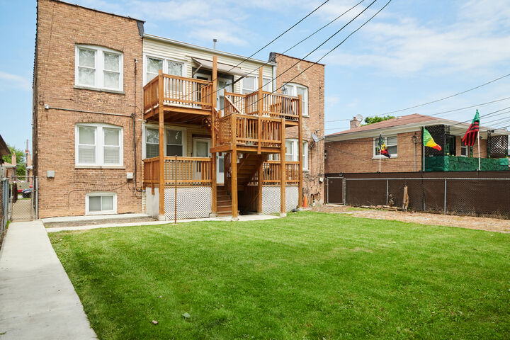 Property Photo:  433-35 E 91st Place  IL 60619 