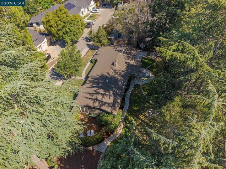 Property Photo:  699 Terry Ln  CA 94526 