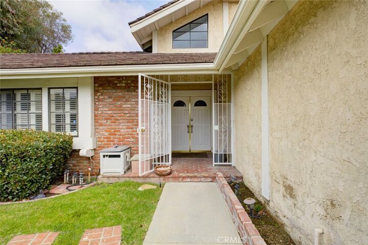 Property Photo:  10437 Sunnybrae  CA 91311 