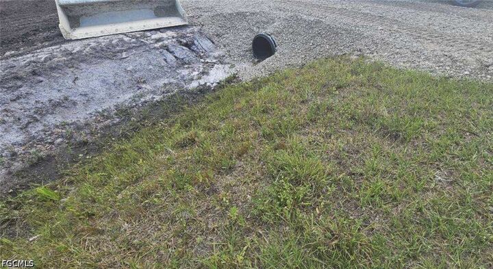 Property Photo:  17926 250 Street NW  FL 34972 