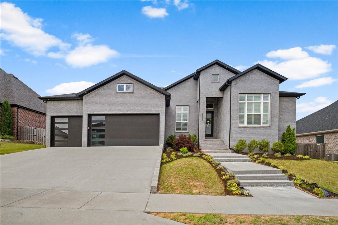 Property Photo:  8003 W Bancroft Street  AR 72758 