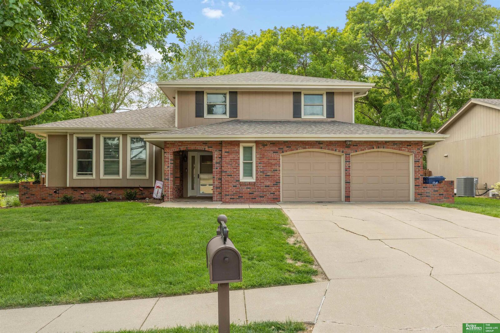 Property Photo: 4309 Anchor Mill Road NE 68123