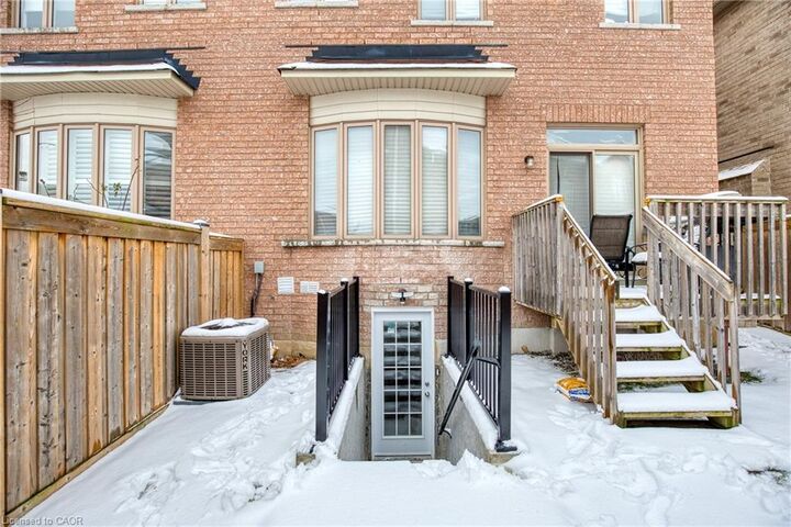 Property Photo:  5557 Oscar Peterson Boulevard Bsmt  ON L5M 0M8 