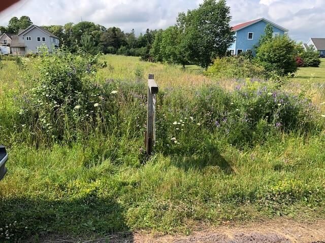 Lot 4B Bardin Crescent — photo 1
