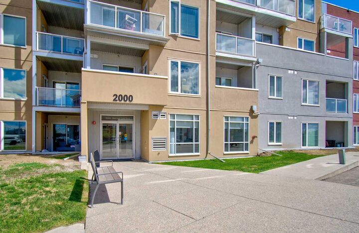 Property Photo:  604 East Lake Boulevard NE 2222  AB T4A 0G6 