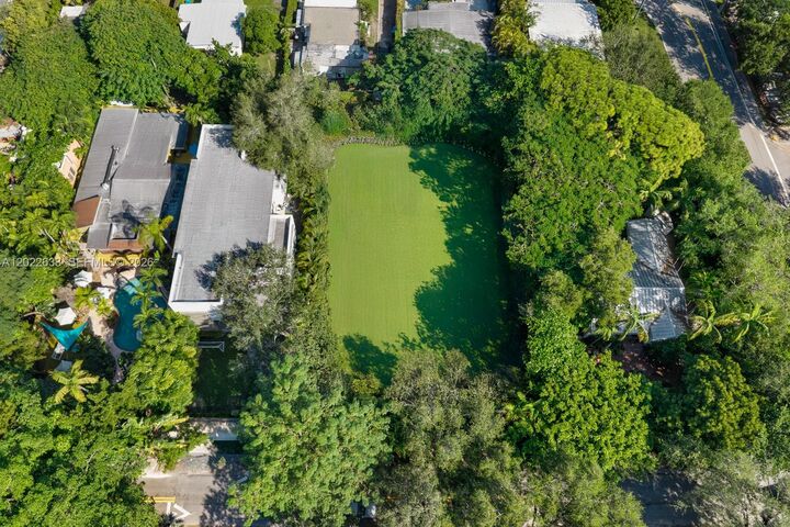 Property Photo:  3729 Kumquat Ave  FL 33133 
