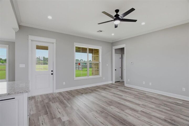 Property Photo:  108 Hickory Street  LA 70647 