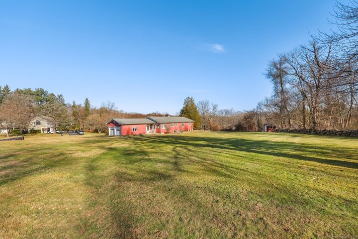 Property Photo:  67 Barclay Drive  CT 06903 