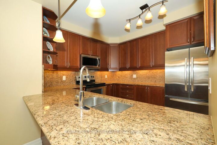 Property Photo: 9235 Jane Street 407 ON L6A 0J8