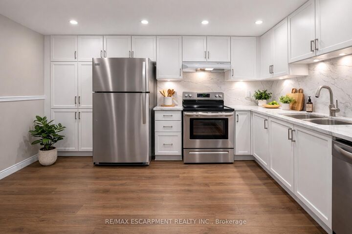 5070 Pinedale Avenue 302 — photo 1