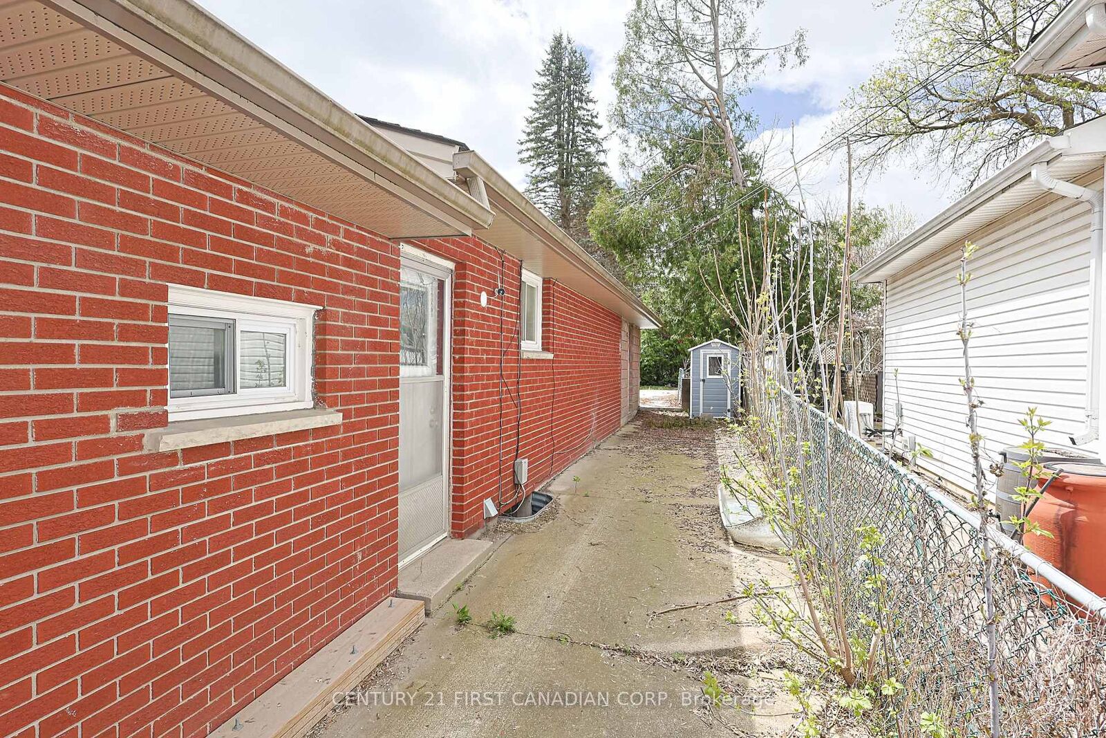 Property Photo: 201 Emerson Avenue ON N5Z 3L5