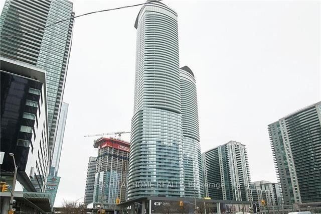 Property Photo: 14 York Street 511 ON M5J 0B1