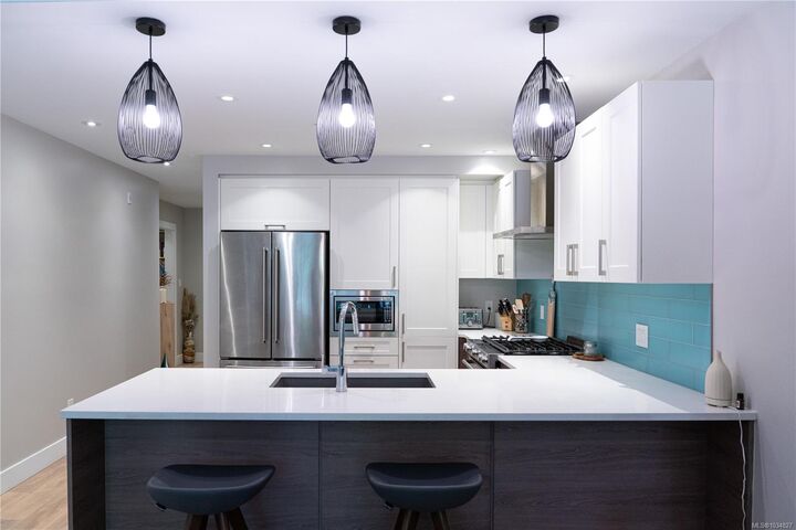 Property Photo:  1820 Maple Ave S 204  BC V9Z 0N9 