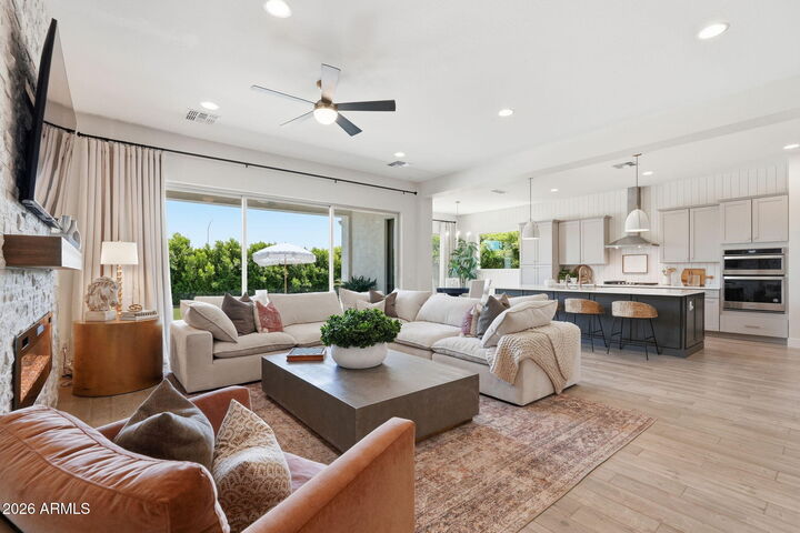 Property Photo:  5637 S Del Rancho --  AZ 85212 