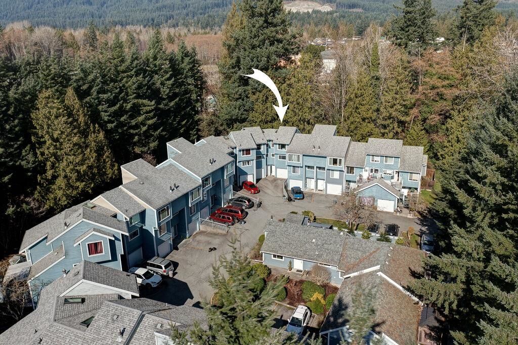 Property Photo: 822 Gibsons Way 5 BC V0N 1V7