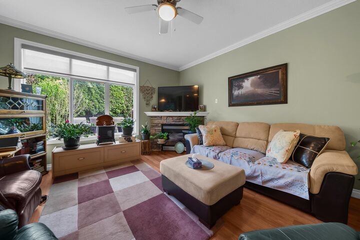 Property Photo: 7519 Morrow Road 6 BC V0M 1A2