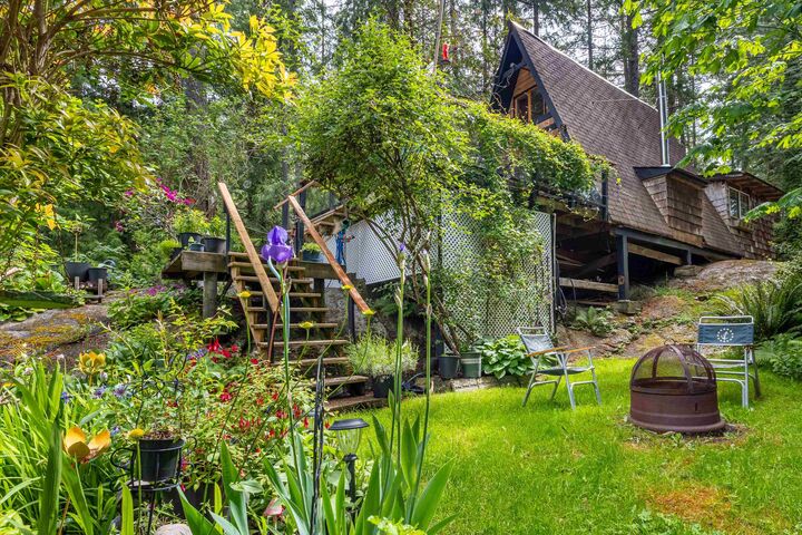 Property Photo: 7536 Islets Place BC V7Z 0C5