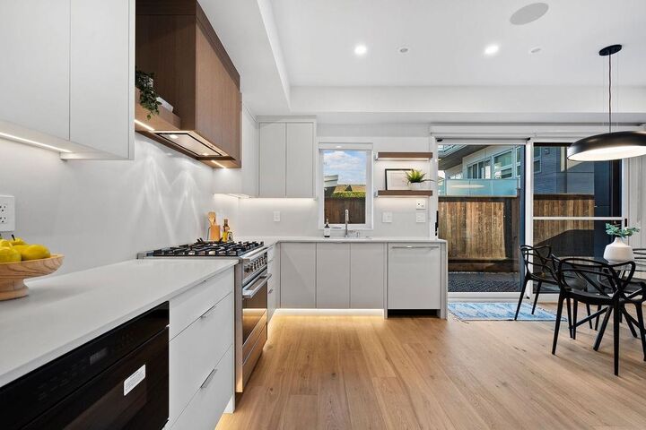 1135 W 33rd Avenue — photo 1