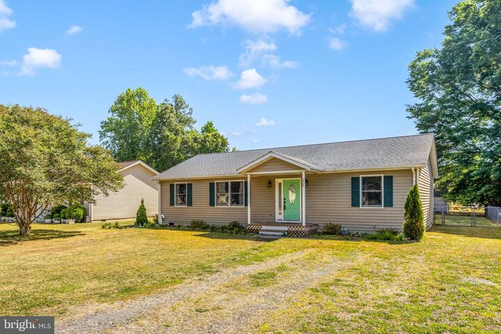 Property Photo: 234 Holly Way VA 22443
