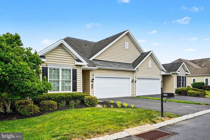 Property Photo: 254 Colonial Drive PA 17050