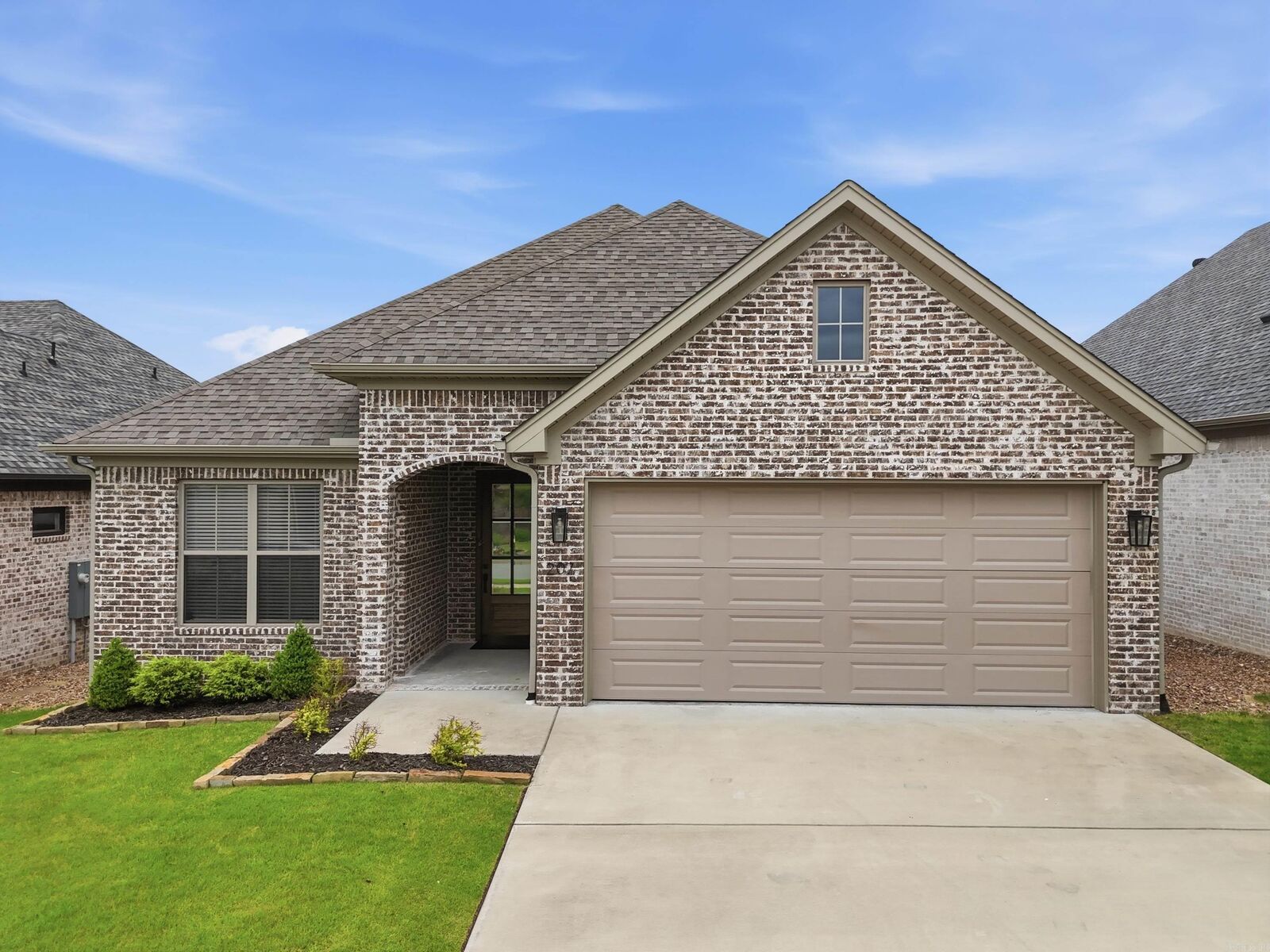 Property Photo: 207 Copper Way AR 72223