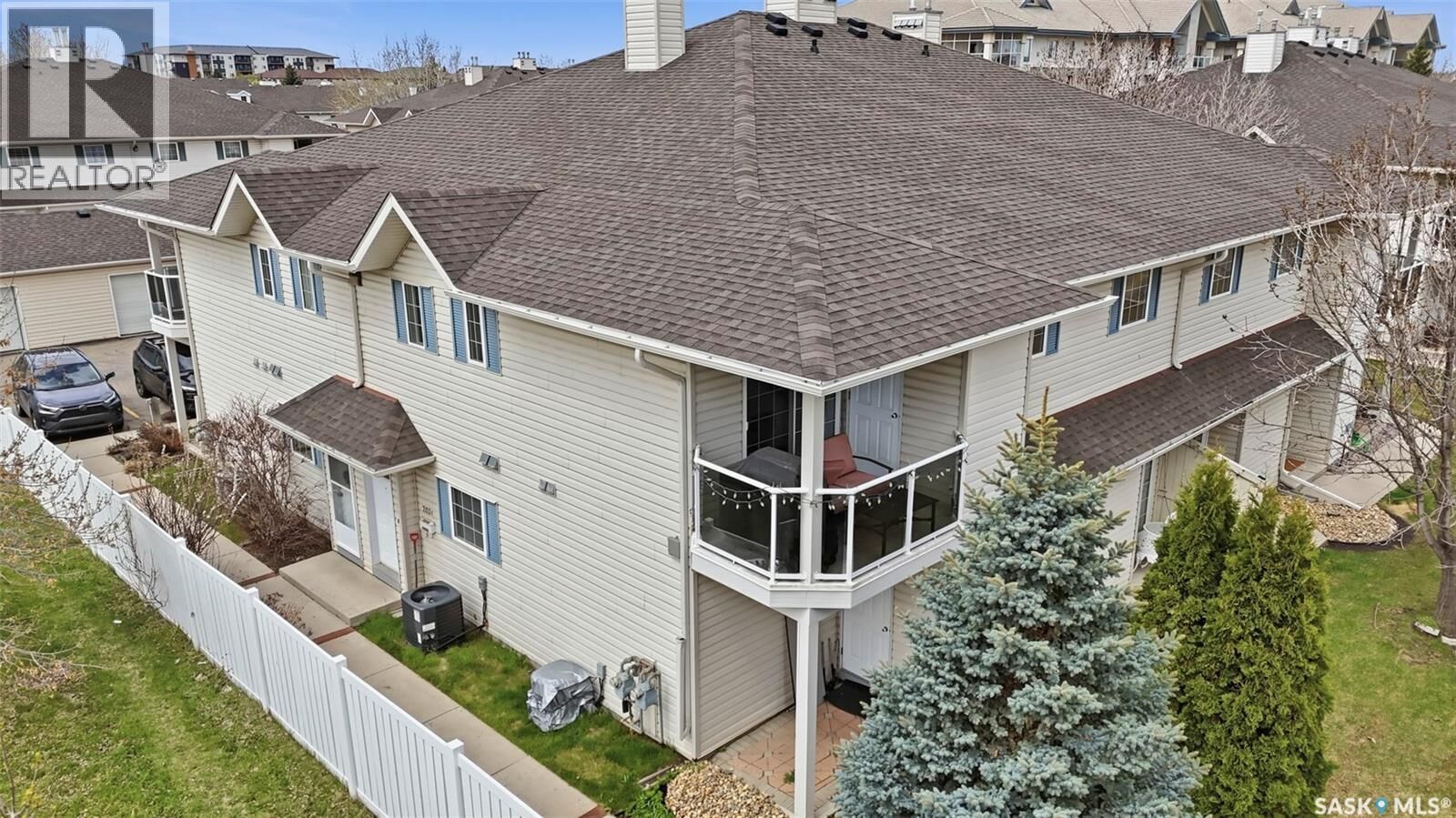 Property Photo:  203C 425 Keevil Crescent  SK S7N 4R9 