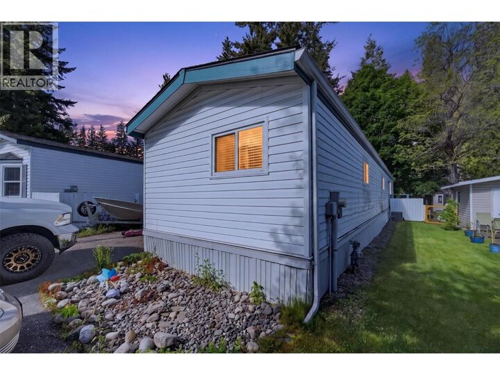 Property Photo: 6751 51 Street Northeast BC V0E 1K0