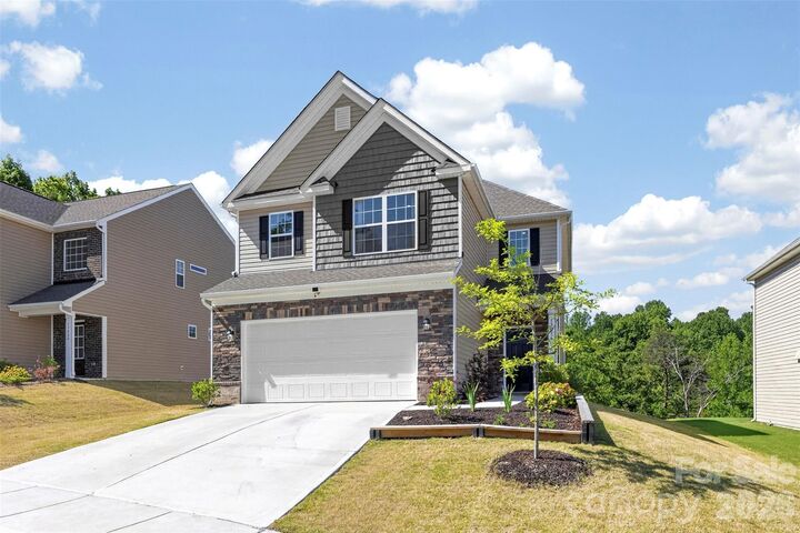 Property Photo:  13016 Lannister Drive  NC 28278 