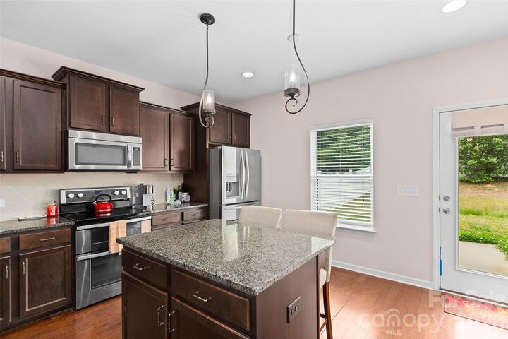Property Photo: 427 Inlet Place Drive NC 27127