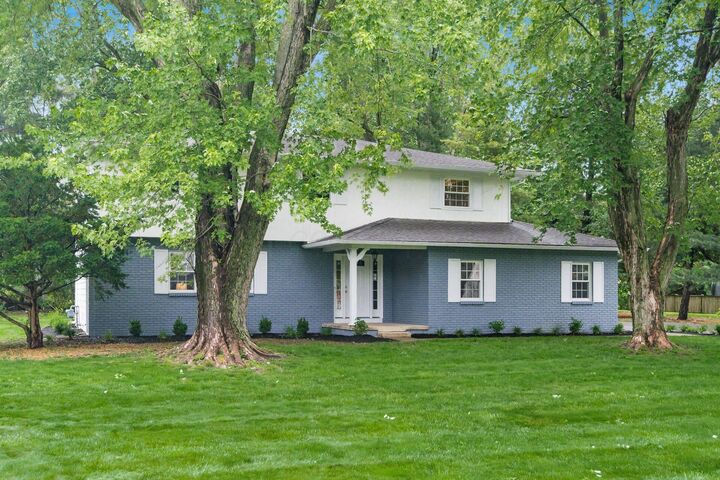 Property Photo:  8782 Stonehenge NW Drive  OH 43147 