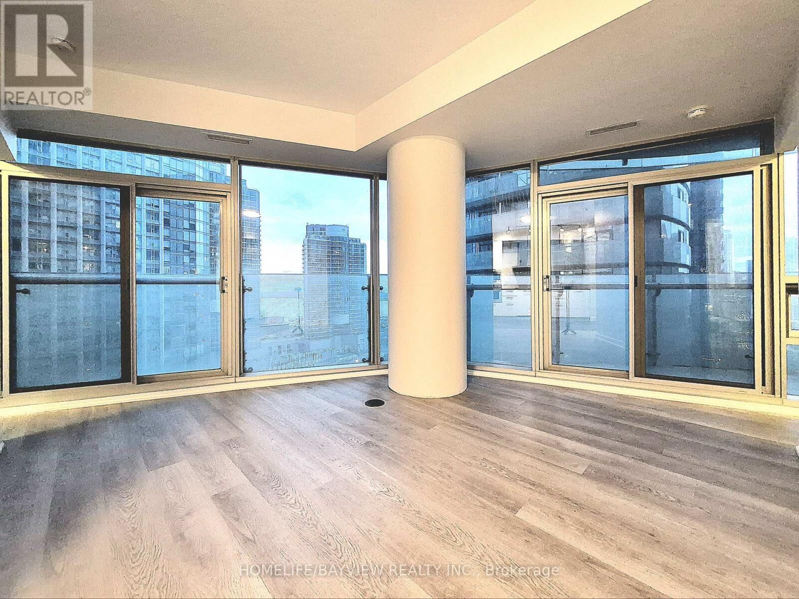 Property Photo: 14 York Street 1305 ON M5J 2Z2