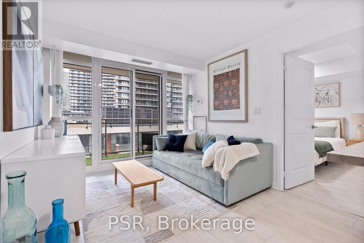 Property Photo:  38 Grand Magazine Street 1031  ON M5V 0B1 