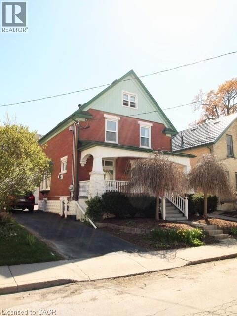 Property Photo:  253 Herbert Street Upper  ON N2J 1V3 