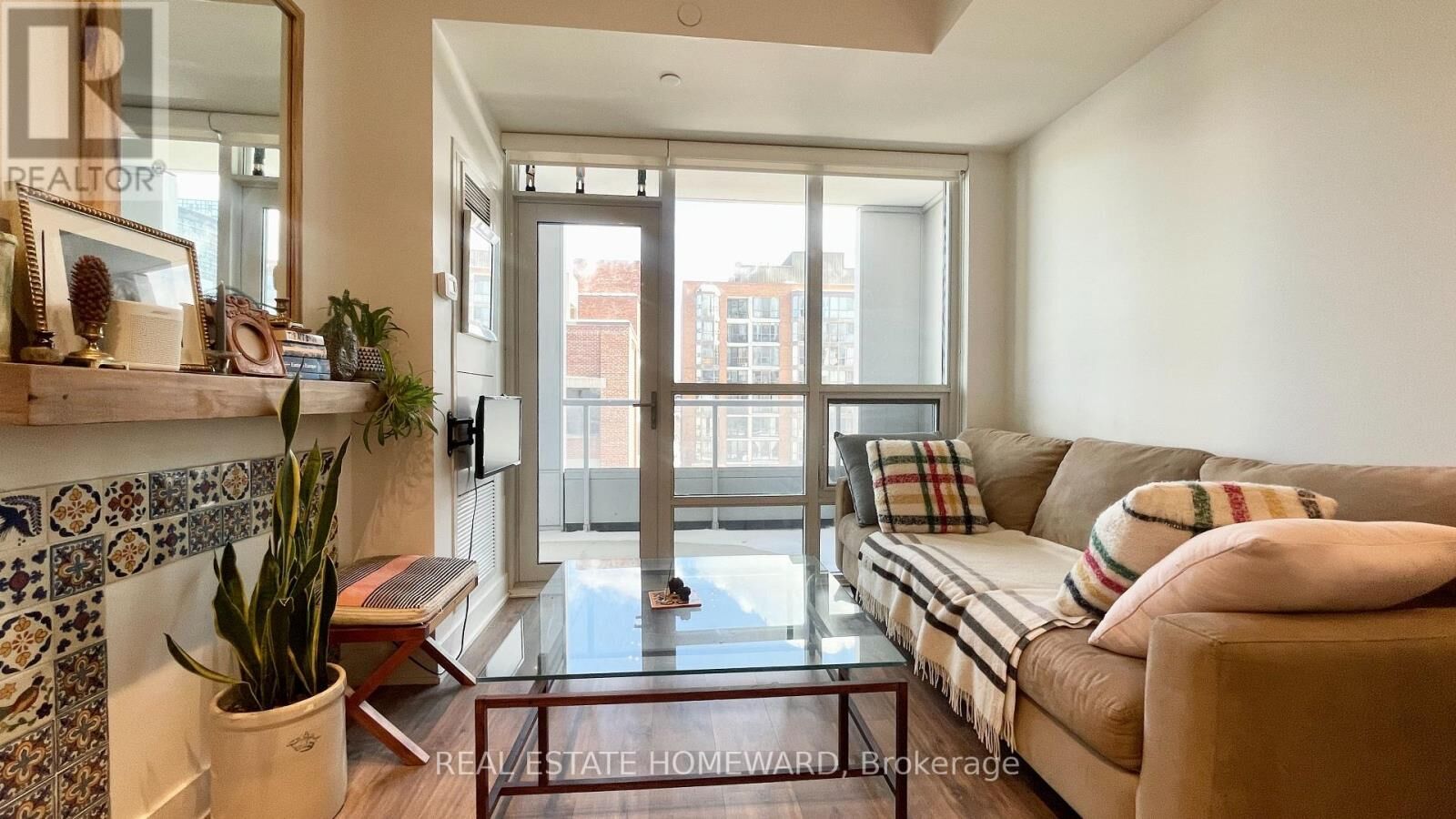 Property Photo: 38 Cameron Street 610 ON M5T 0C3