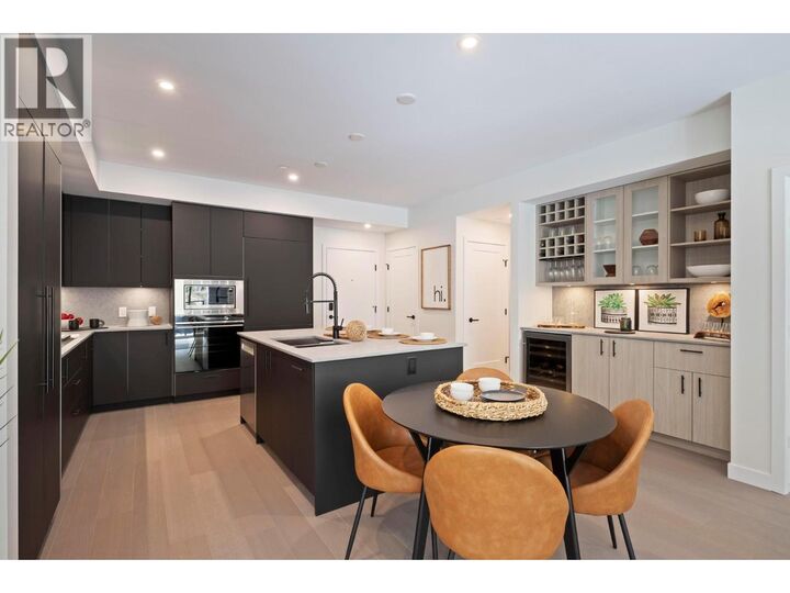 Property Photo: 9652 Benchland Drive 202 BC V4V 0C5