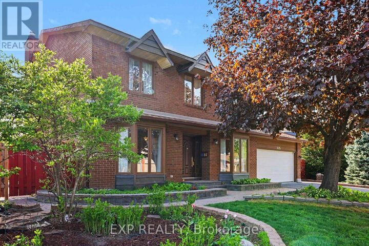 Property Photo:  105 Country Club Drive  ON K1V 0B4 
