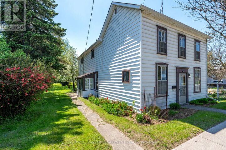 Property Photo:  76 Main Street North  ON L7J 1W2 