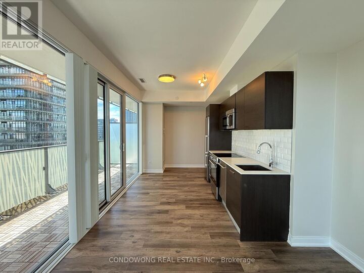 Property Photo:  42 Charles Street East 3102  ON M4Y 0B7 