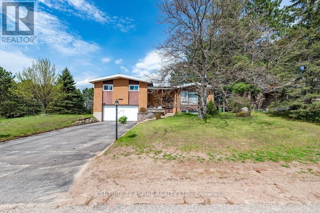 Property Photo:  620 Birch Street  ON K8A 7K6 