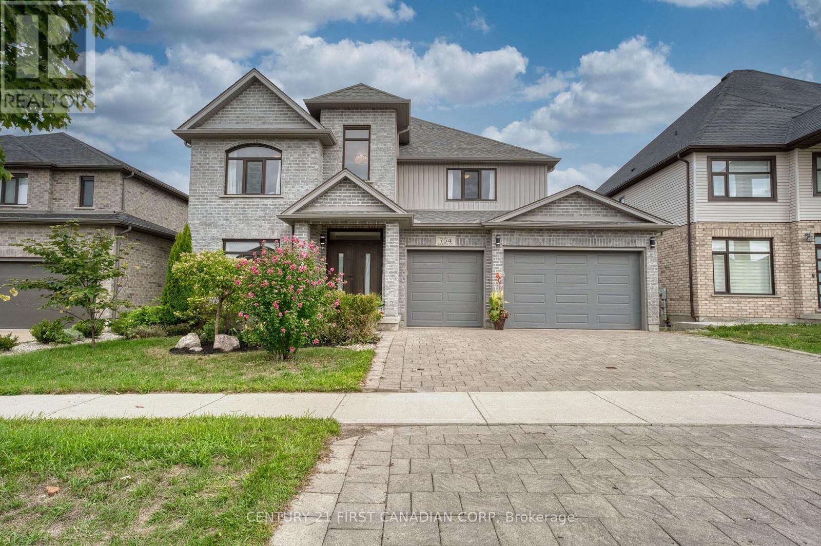 Property Photo:  754 Jackpine Way  ON N5X 0L9 