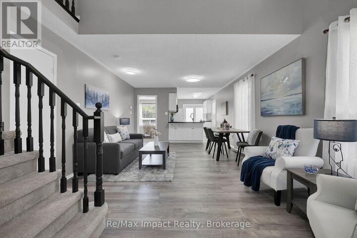 Property Photo:  1872 Woodgate Court  ON L1G 7Z2 