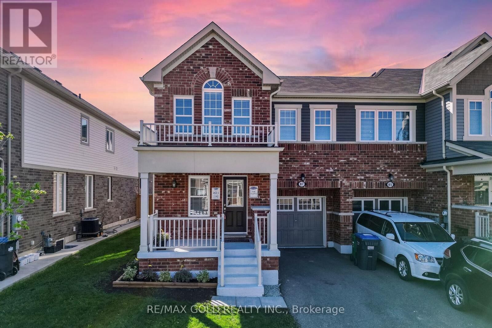Property Photo:  87 Benhurst Crescent  ON L7A 5A5 