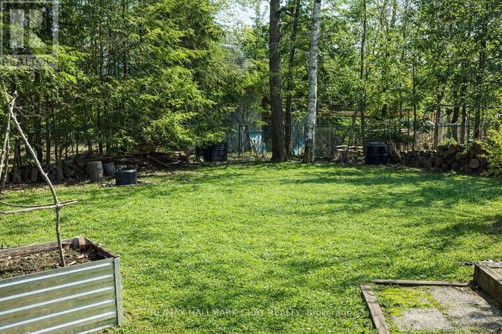 Property Photo:  75 62nd Street South  ON L9Z 1V5 