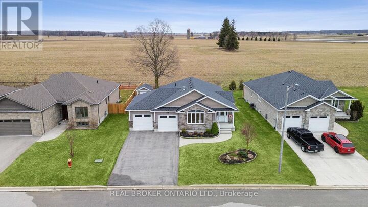 Property Photo:  480 Grand Trunk Street  ON N0G 2P0 