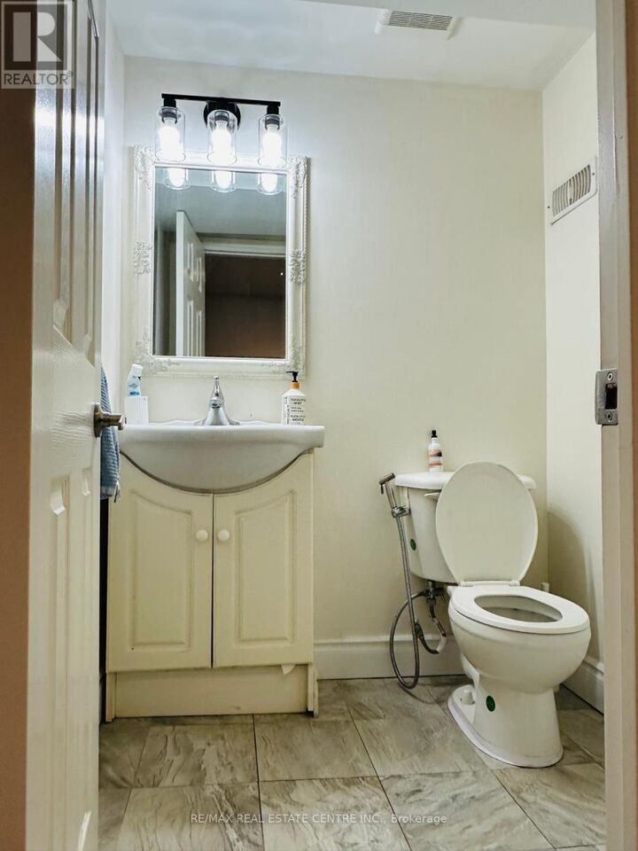 Property Photo: 1 Havenbrook Court ON L6S 2B4