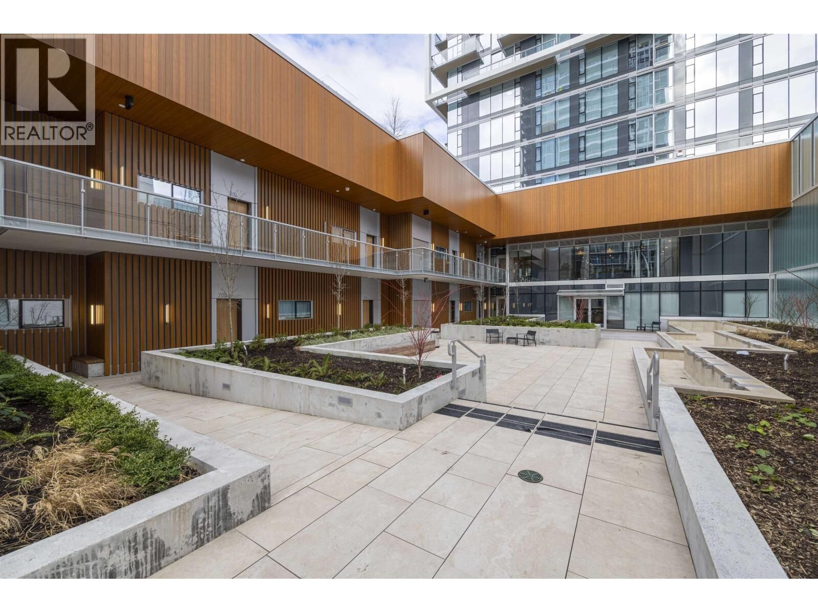 Property Photo:  6000 McKay Avenue 2109  BC V5H 0K2 