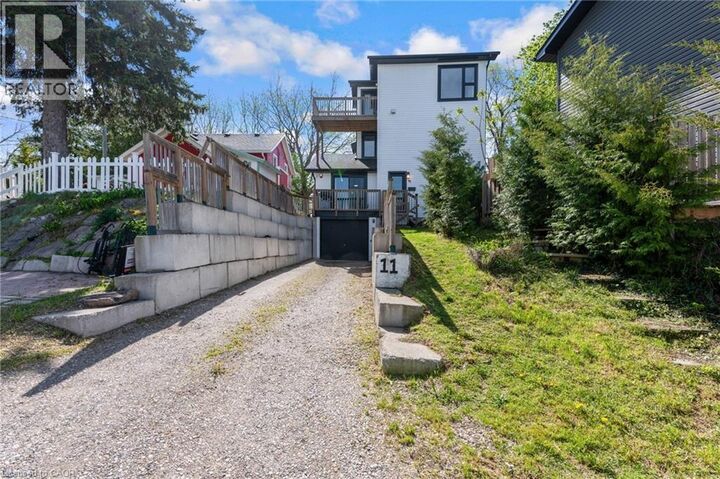 Property Photo:  11 Eagle Hill  ON N3C 2C8 