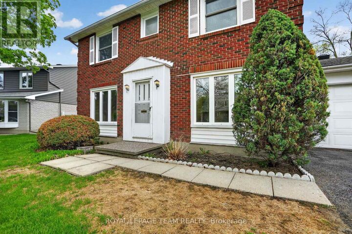 Property Photo: 16 Parkglen Drive ON K2G 3G9